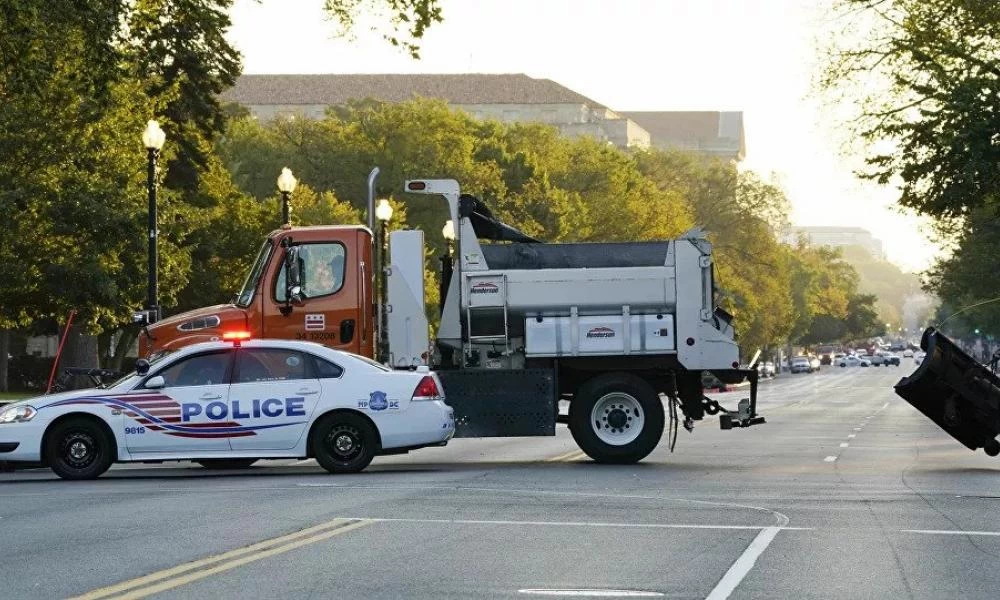 Μαχαιριές έξω από το Λευκό Οίκο: Τέσσερις τραυματίες